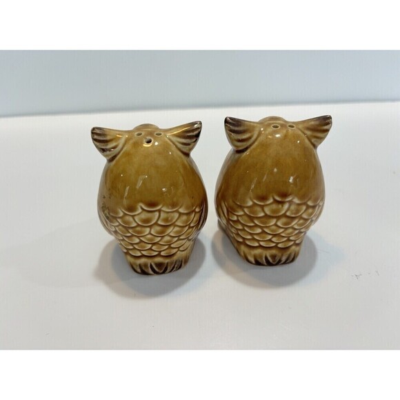 Vintage Salt and Pepper Shakers Ceramic Owls with Googly Eyes Made in Japan - Picture 3 of 10